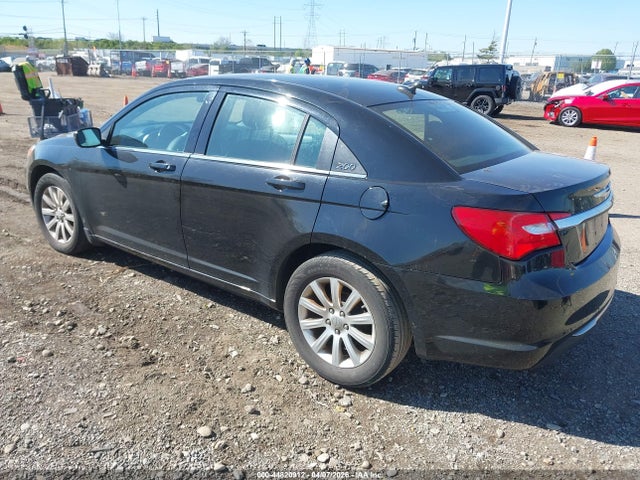 2011 CHRYSLER 200 1C3BC1FB9BN549902 Photo 2
