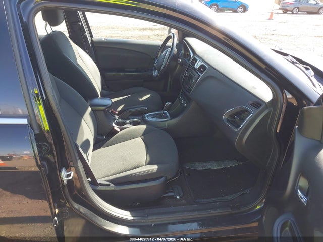 2011 CHRYSLER 200 1C3BC1FB9BN549902 Photo 4