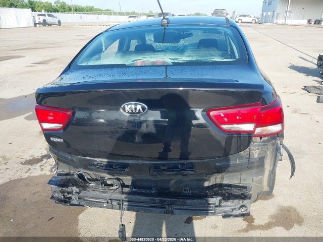 KIA RIO LX 2018 3KPA24AB7JE049324 Image 16