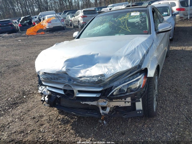Aukcja sprzedaży 2018 Mercedes-benz C 300 4matic, vin: 55SWF4KB4JU259882, numer aukcji: 44820923