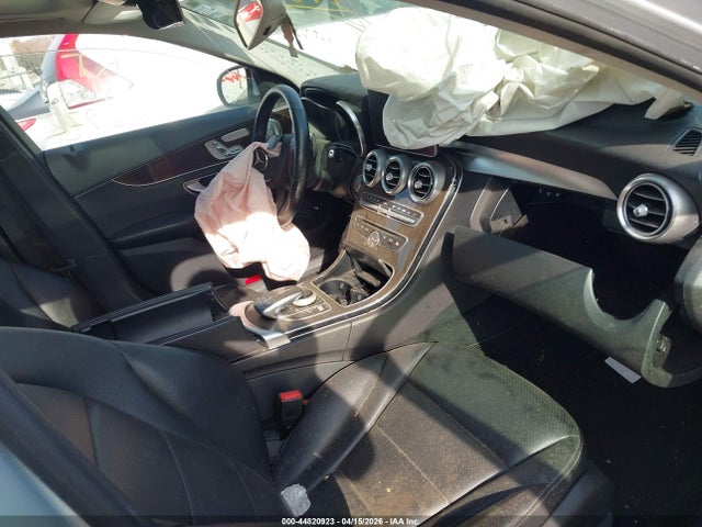 Aukcja sprzedaży 2018 Mercedes-benz C 300 4matic, vin: 55SWF4KB4JU259882, numer aukcji: 44820923