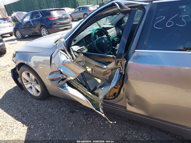 2006 Bmw 530xit მანქანა იყიდება აუქციონზე, vin: WBANN735X6CN02316, აუქციონის ნომერი: 44820924