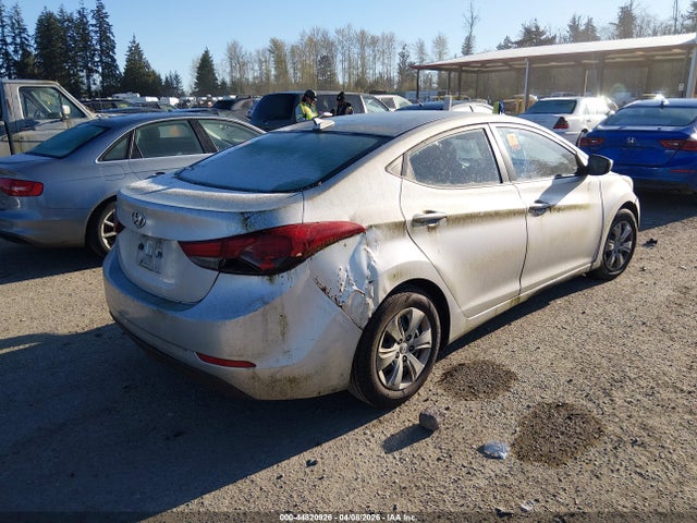 2016 HYUNDAI ELANTRA 5NPDH4AE3GH695468 Photo 3