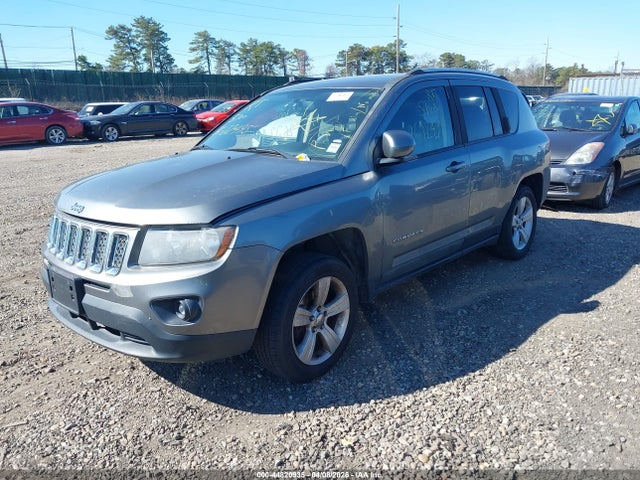 2014 Jeep Compass Latitude მანქანა იყიდება აუქციონზე, vin: 1C4NJDEB3ED632964, აუქციონის ნომერი: 44820935
