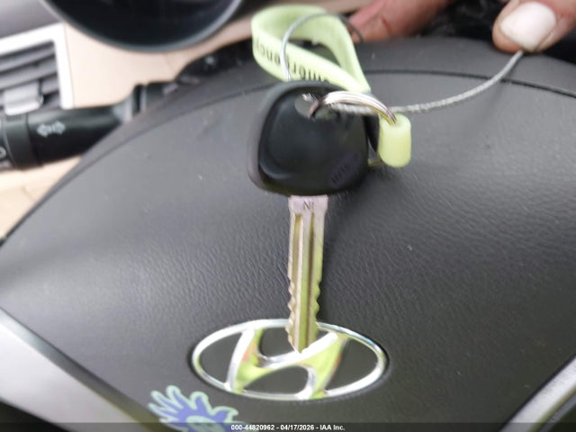 44820962 :رقم المزاد ، 5NPDH4AE7DH231899 vin ، 2013 Hyundai Elantra Gls مزاد بيع