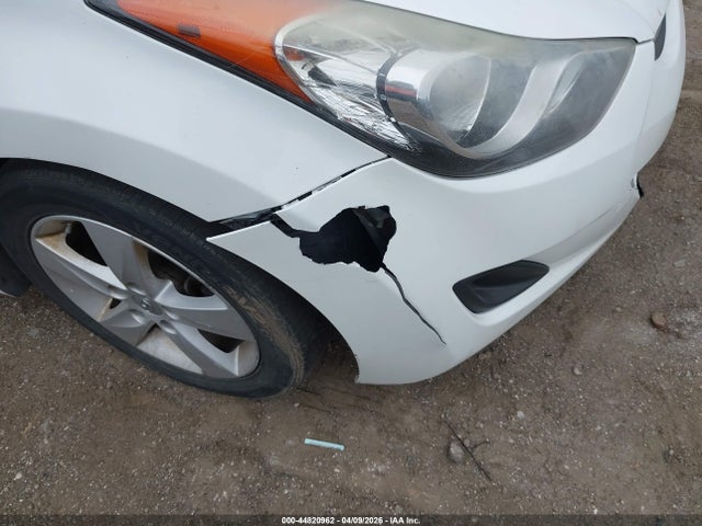 44820962 :رقم المزاد ، 5NPDH4AE7DH231899 vin ، 2013 Hyundai Elantra Gls مزاد بيع