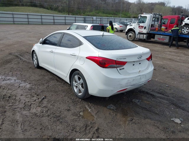 44820962 :رقم المزاد ، 5NPDH4AE7DH231899 vin ، 2013 Hyundai Elantra Gls مزاد بيع
