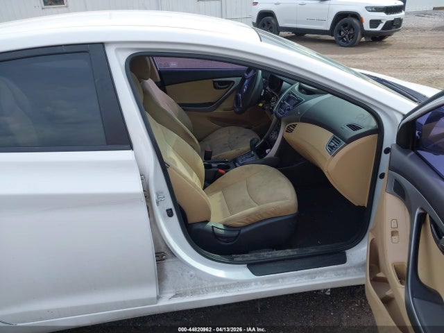 44820962 :رقم المزاد ، 5NPDH4AE7DH231899 vin ، 2013 Hyundai Elantra Gls مزاد بيع