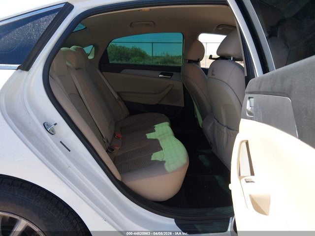 5NPE24AF1JH606583 Hyundai SONATA SE