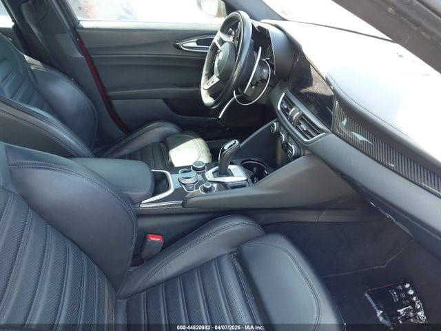 2022 ALFA ROMEO GIULIA ZARFAMEVXN7659596 Photo 4
