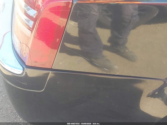 44821032 :رقم المزاد ، 2C3AA63HX5H552991 vin ، 2005 Chrysler 300c مزاد بيع