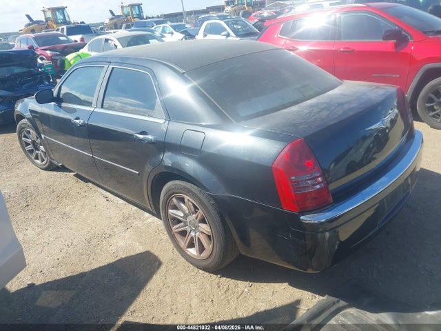 2005 CHRYSLER 300C 2C3AA63HX5H552991 Photo 2
