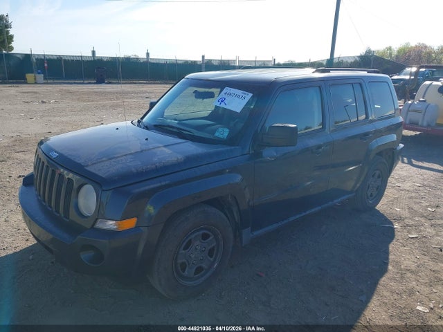 44821035 :رقم المزاد ، 1J8FF28W67D382804 vin ، 2007 Jeep Patriot Sport مزاد بيع