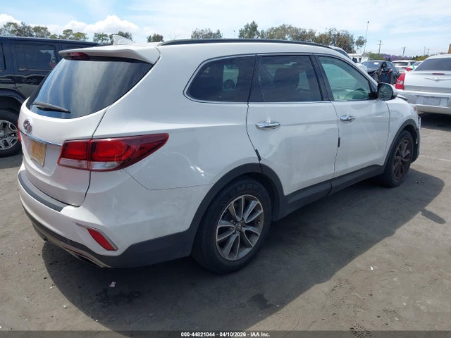 Продажа на аукционе авто 2019 Hyundai Santa Fe Xl Se, vin: KM8SN4HF4KU306569, номер лота: 44821044