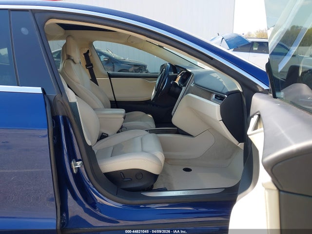 Продаж на аукціоні авто 2018 Tesla Model S 100d/75d/p100d, vin: 5YJSA1E23JF244699, номер лоту: 44821045