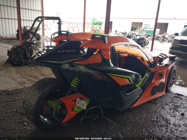 57XAARHB1N8152915 Polaris Slingshot R