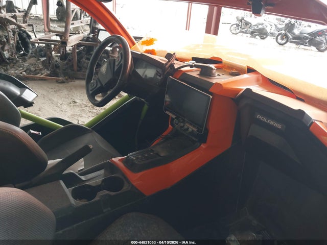 57XAARHB1N8152915 Polaris Slingshot R