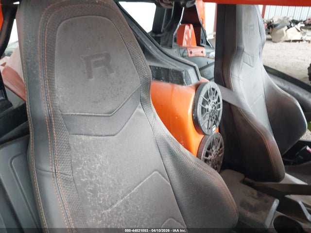 57XAARHB1N8152915 Polaris Slingshot R