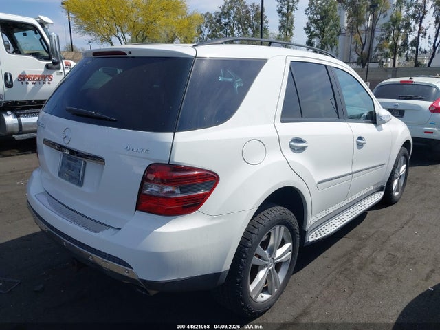 44821058 :رقم المزاد ، 4JGBB22E67A271667 vin ، 2007 Mercedes-benz Ml 320 Cdi 4matic مزاد بيع