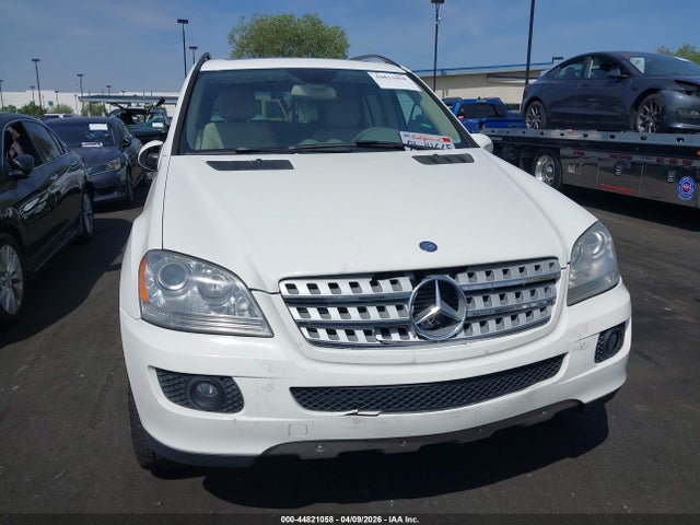 44821058 :رقم المزاد ، 4JGBB22E67A271667 vin ، 2007 Mercedes-benz Ml 320 Cdi 4matic مزاد بيع