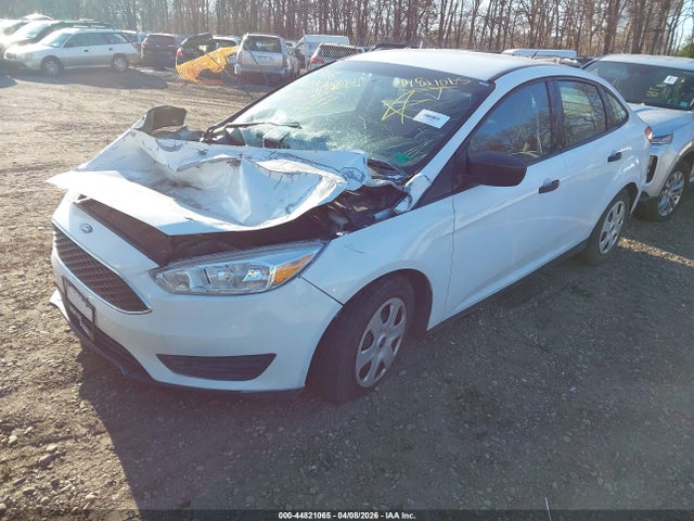Продажа на аукционе авто 2018 Ford Focus S, vin: 1FADP3E21JL201226, номер лота: 44821065