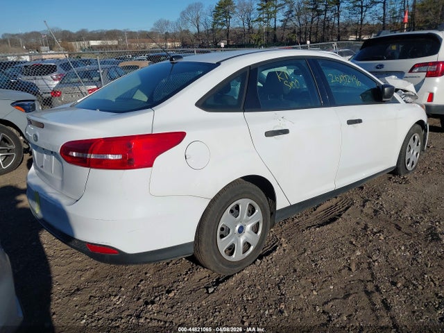 Продажа на аукционе авто 2018 Ford Focus S, vin: 1FADP3E21JL201226, номер лота: 44821065