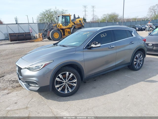 2017 INFINITI QX30 SJKCH5CR4HA025497 Photo 1