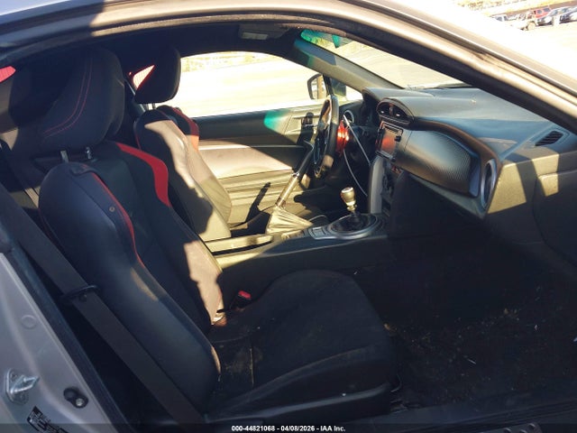 Scion FR-S 2014 JF1ZNAA17E9705439 Image 5