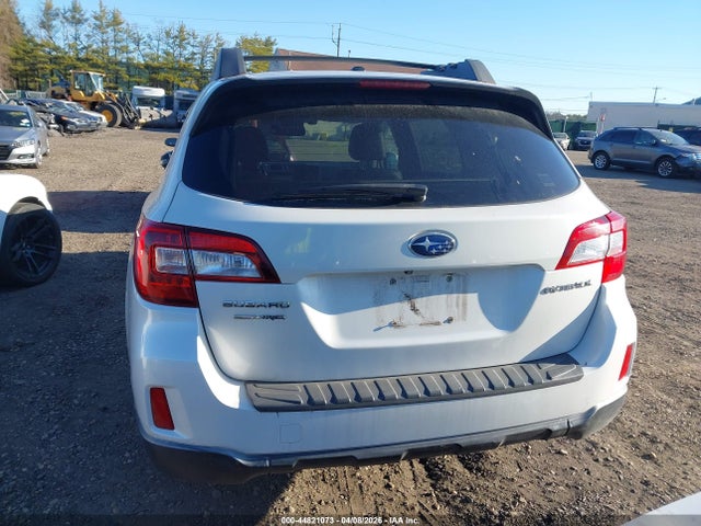 Продаж на аукціоні авто 2015 Subaru Outback 2.5i Limited, vin: 4S4BSANC0F3305447, номер лоту: 44821073