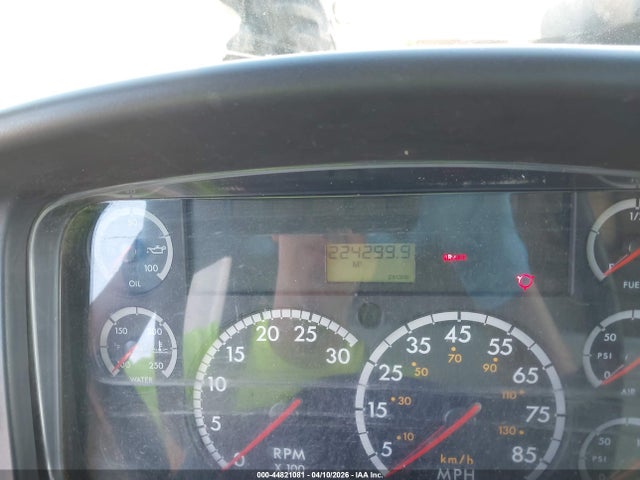 Продаж на аукціоні авто 2006 Freightliner M2 106 Medium Duty, vin: 1FVACWDC36HW04045, номер лоту: 44821081