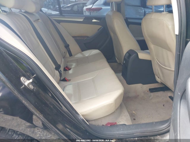 3VWD07AJ4FM348520 Volkswagen Jetta 1.8t Se