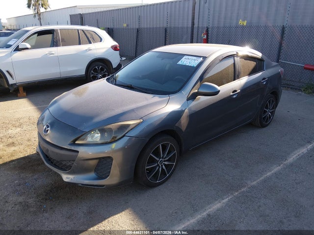 Продаж на аукціоні авто 2013 Mazda Mazda3 I Sv, vin: JM1BL1TG9D1711632, номер лоту: 44821101