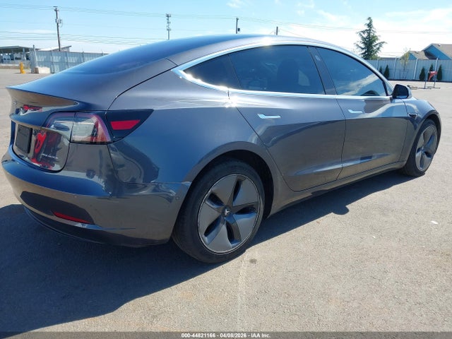 Продаж на аукціоні авто 2019 Tesla Model 3 Long Range/performance, vin: 5YJ3E1EB2KF144815, номер лоту: 44821166