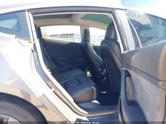 Продаж на аукціоні авто 2019 Tesla Model 3 Long Range/performance, vin: 5YJ3E1EB2KF144815, номер лоту: 44821166