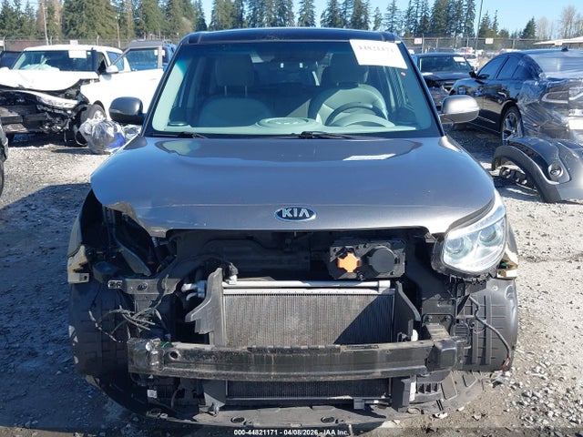 KNDJX3AE3G7014830 KIA Soul Ev +