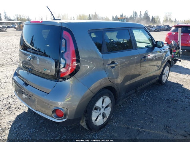 KNDJX3AE3G7014830 KIA Soul Ev +