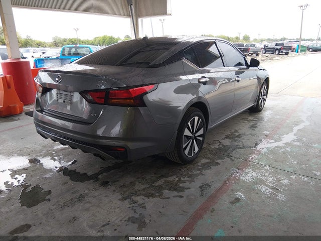 44821176 :رقم المزاد ، 1N4BL4DW6KN302281 vin ، 2019 Nissan Altima 2.5 Sv مزاد بيع