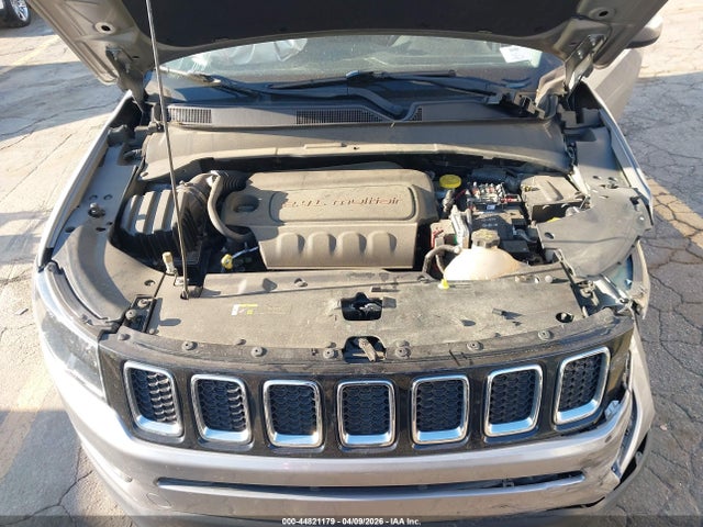 Продаж на аукціоні авто 2018 Jeep Compass Latitude 4x4, vin: 3C4NJDBB9JT373499, номер лоту: 44821179