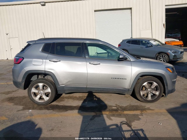Продаж на аукціоні авто 2018 Jeep Compass Latitude 4x4, vin: 3C4NJDBB9JT373499, номер лоту: 44821179