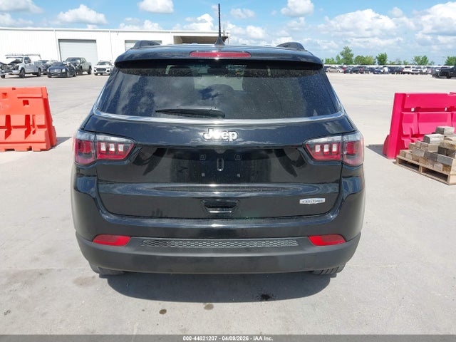 Продажа на аукционе авто 2022 Jeep Compass Latitude Lux 4x4, vin: 3C4NJDFB6NT169758, номер лота: 44821207