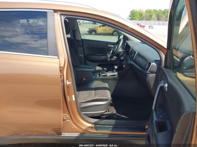 Продажа на аукционе авто 2017 Kia Sportage Lx, vin: KNDPM3ACXH7205034, номер лота: 44821237