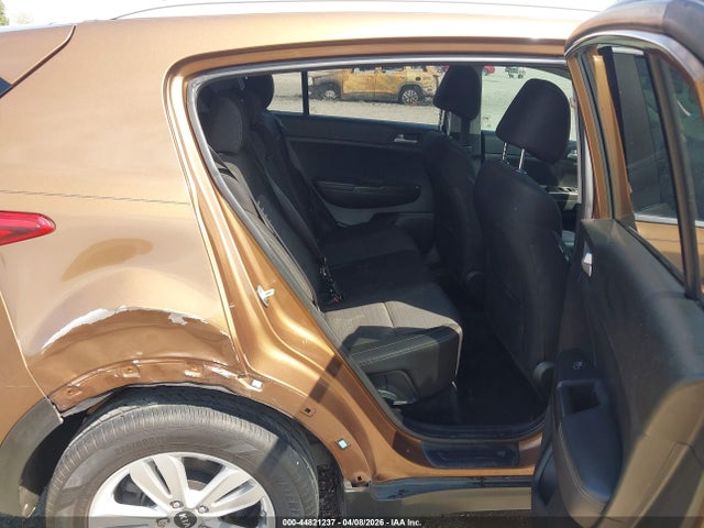 Продажа на аукционе авто 2017 Kia Sportage Lx, vin: KNDPM3ACXH7205034, номер лота: 44821237