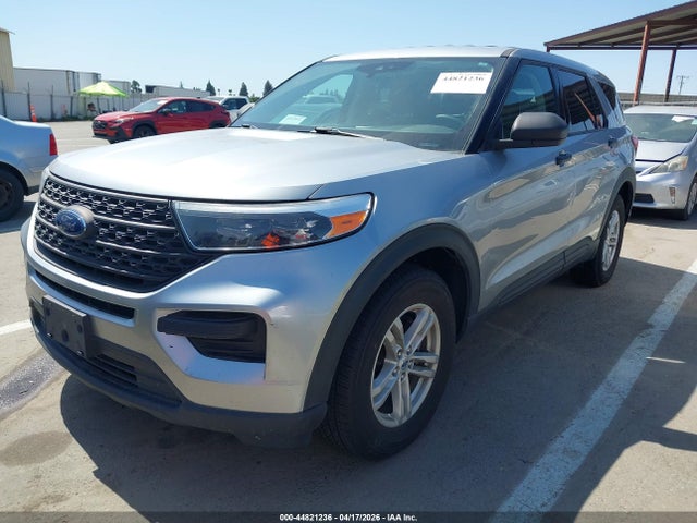 Ford Explorer 2022 1FMSK8BH5NGC36612 Image 2