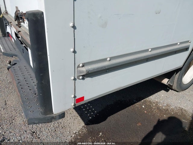 Ford E-350 Cutaway 2014 1FDWE3FS1EDA30013 Image 6