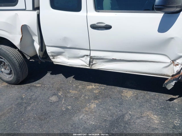 Aukcja sprzedaży 2017 Toyota Tacoma Sr, vin: 5TFRX5GN1HX081725, numer aukcji: 44821247