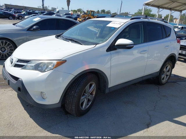 Aukcja sprzedaży 2015 Toyota Rav4 Xle, vin: JTMWFREV5FJ039865, numer aukcji: 44821258