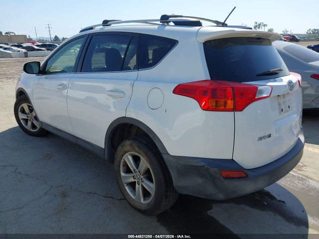 Aukcja sprzedaży 2015 Toyota Rav4 Xle, vin: JTMWFREV5FJ039865, numer aukcji: 44821258