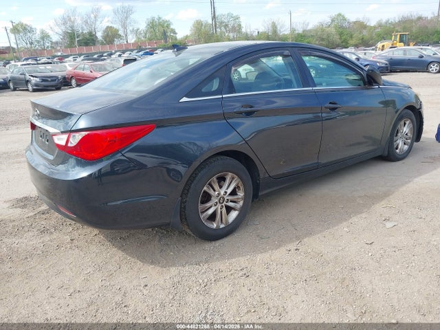 2013 Hyundai Sonata Gls მანქანა იყიდება აუქციონზე, vin: 5NPEB4AC0DH754458, აუქციონის ნომერი: 44821268