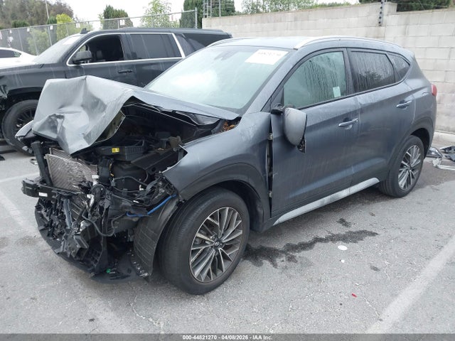 KM8J33AL1MU390459 Hyundai TUCSON SEL