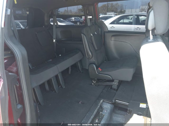 2C4RDGBG8JR176347 Dodge Grand Caravan Se Plus